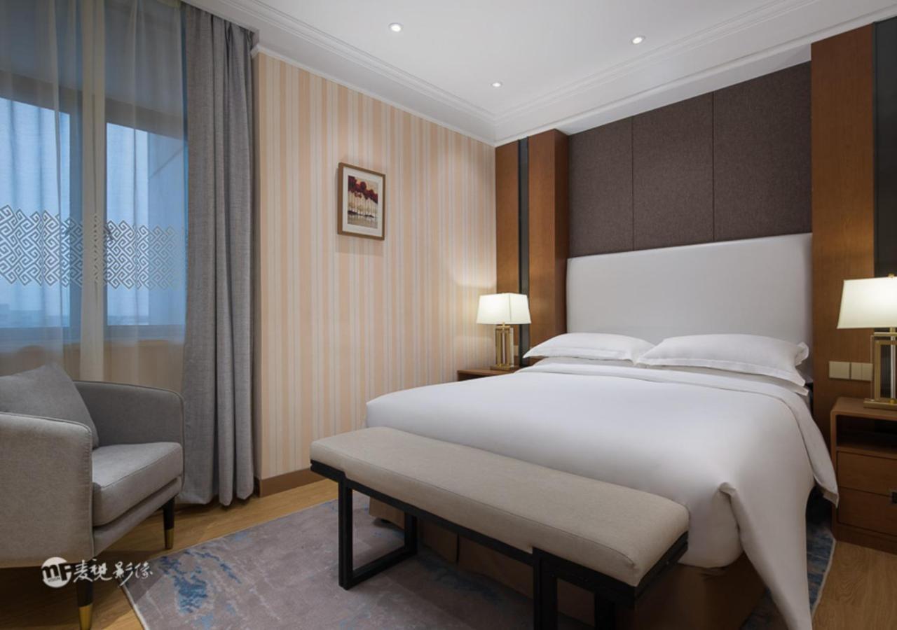 Ramada By Wyndham Pudong 4*